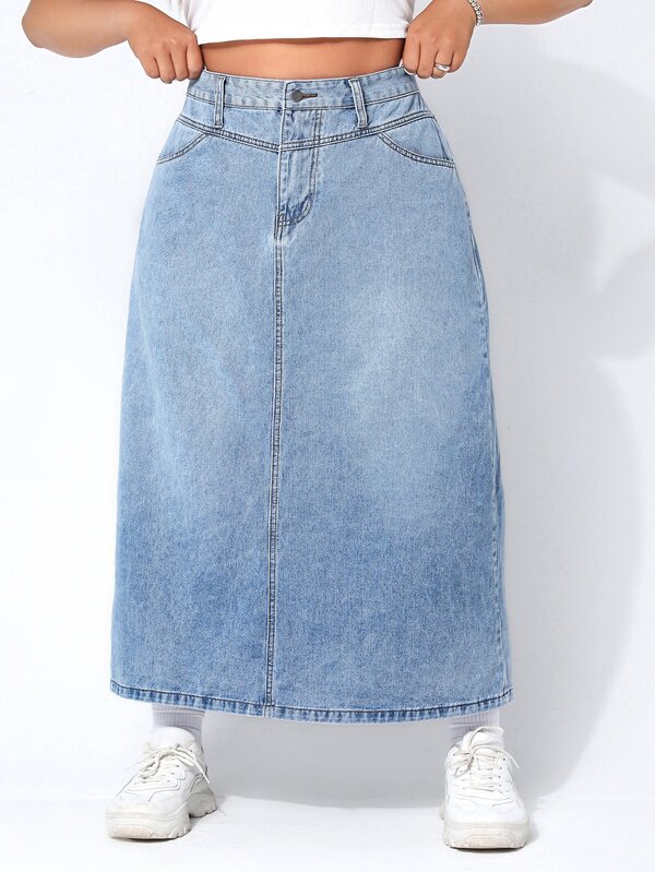 SHEIN CURVE+ Plus Size Casual Washed Denim Skirt