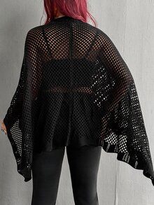 Whyspr Damkofta i plus size, mörk, med urringning, utskurna detaljer och fladdermusärmar, höst - Svart - Visa 2