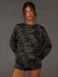 Athîral 女款迷彩印花長袖T恤與短褲休閒兩件套 - 軍綠色 - 查看 1