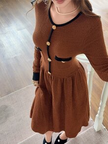 Feyla Women's Colorblock Round Neck Long Sleeve Button Design Elegant Knit Dress - Khaki - View 6