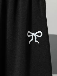 SHEIN 女童休閒兩件套，波點翻領拼接V領短版上衣搭配波點腰寬腿褲，精緻蝴蝶結刺繡，寬鬆舒適版型，歐美校園風，適合幼童與小童日常上學、外出與運動 - 黑色 - 查看 12