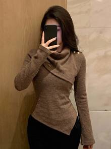 Joudiya 女款優雅法式純色不對稱下擺垂領長袖T恤，秋冬高茶約會咖啡棕上衣 - 駝色 - 查看 2