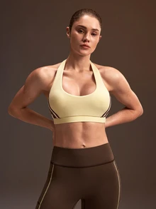 Powerista ملابس علوية تانك قصيرة للنساء بياقة هالتر وظهر مكشوف، مخططة بألوان أصفر وبني متباينة مع حافة مضلعة، مناسبة للربيع والصيف والملابس الرياضية وتمارين الجيم - أصفر فاتح - مشاهدة 4