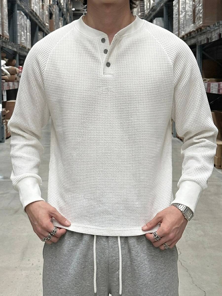 DAZY Men's Textured Fabric Solid Color Basic Half-Button T-Shirt, Spring/Autumn - White - View 1