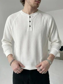 DAZY Men's Textured Fabric Solid Color Basic Half-Button T-Shirt, Spring/Autumn - White - View 5