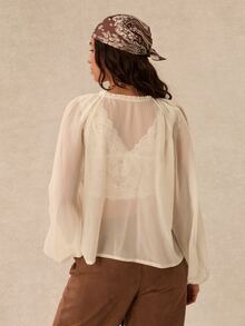 Easelle Vintage Bohemian V-Neck Ruffle Lace Patchwork Women's Blouse - Apricot - View 3