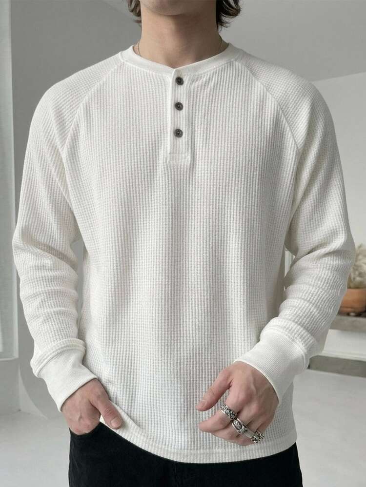 DAZY Men's Textured Fabric Solid Color Basic Half-Button T-Shirt, Spring/Autumn - White - View 4
