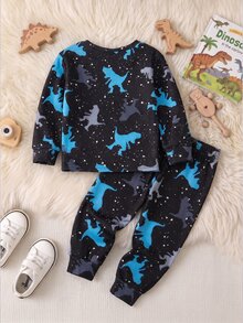 SHEIN 小男孩休閒極簡時尚經典聖誕保暖舒適居家服，恐龍星星圖案、卡通圖案，修身舒適圓領短袖長褲套裝，適合四季穿著 - 彩色 - 查看 2