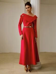 ZEYLAH Gaun Pesta Elegan dengan Leher Asimetris dan Dekorasi Logam - Fiery Red - View 6