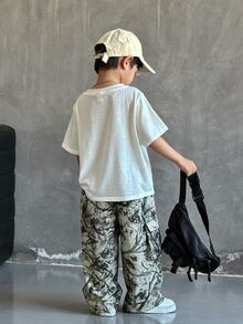 SHEIN 1件男童休閒運動可愛日常舒適街頭風百搭印花直筒長褲，適合外出、上學、日常聚會，春秋夏冬四季皆宜，開學季秋季款 - 彩色 - 查看 3