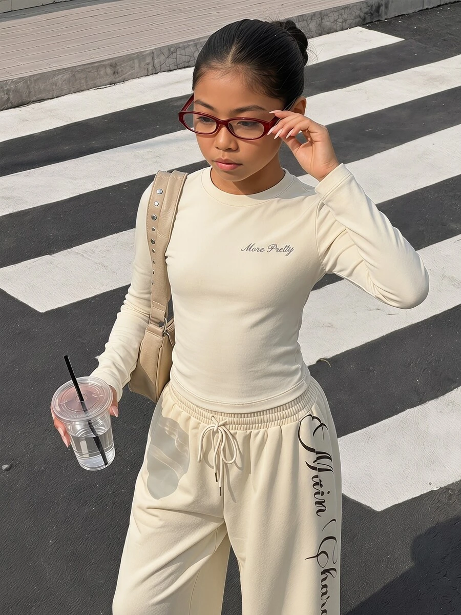 SHEIN 青少年女孩字母印花圓領長袖T恤與寬腿褲休閒2件套 - 杏色 - 查看 1