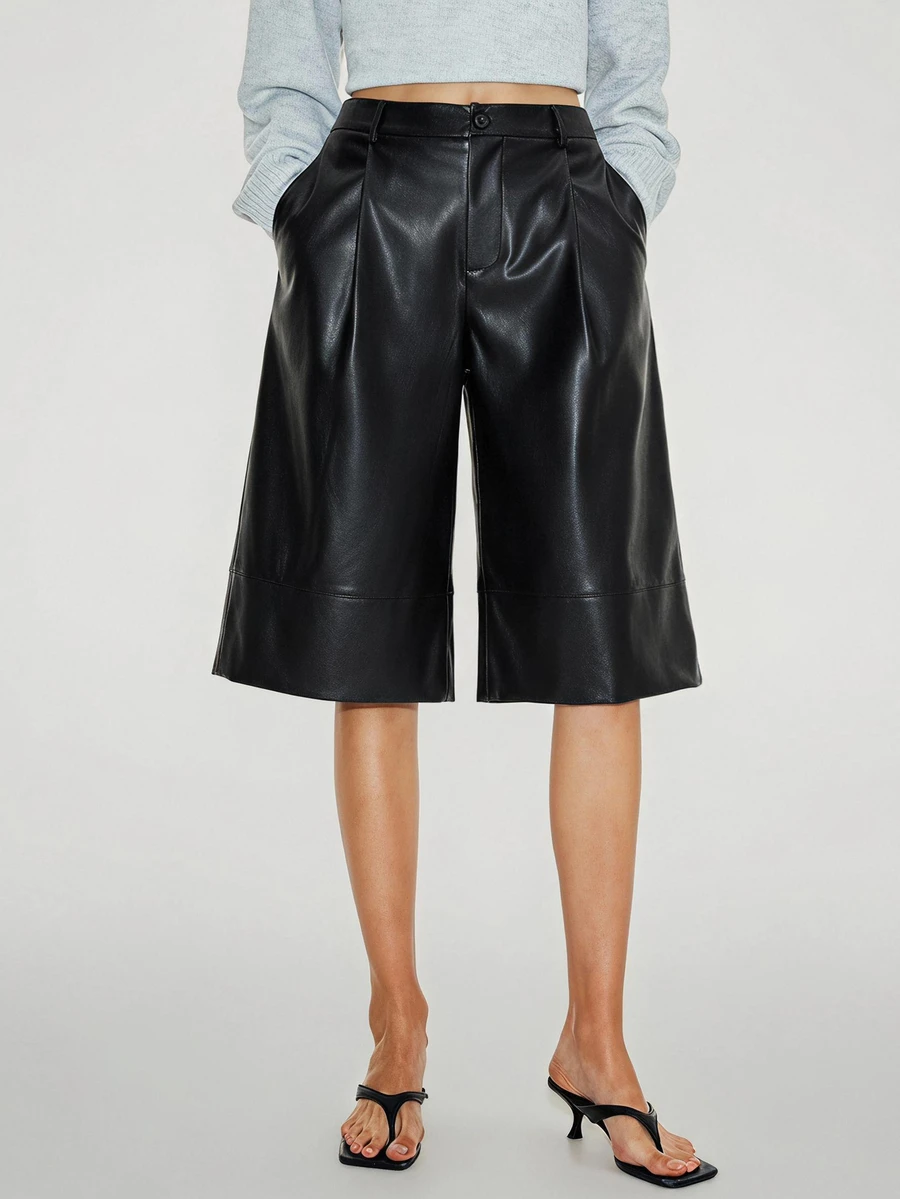 ATUI Studio Elevating Basics Bottoms, Black Loose Fit Straight Leg Capris, Minimalism Modern Effortless Chic, Party Daily Halloween Fall&Winter - Black - View 1