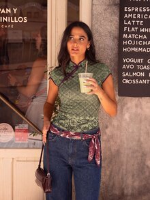 Nöista Top de manga corta, cuello alto estilo chino, con abertura diagonal. - Verde Oliva - Ver 5