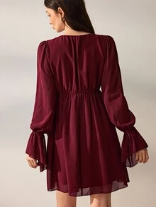 Willow Rêve Women's Burgundy High Waist Ruffle Hem Chiffon Dress, Multi-Tie Deep V Neckline, Solid Color Romantic Sweet & Spicy Bohemian Style, Suitable For Vacation, Date, Party Wear - Brown - View 2