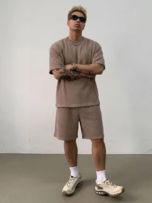 DAZY 春夏針織混色棕色布料短版彈性腰部舒適韓風男士T恤套裝 - 鏽棕色 - 查看 3