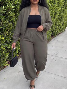 Slaydiva Plus Size 2 Pieces Tracksuit Set, Grey Plus Size Puff Sleeve Cropped Bomber Jacket & High Waist Wide Leg Cargo Pants Fall - Grey - View 10