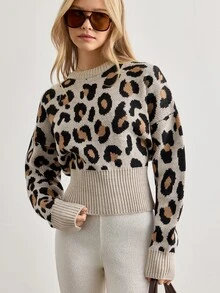 Trelyra Woman Leopard Jacquard Print Detailed Cozy Soft Oversize Sweater - Brown - View 7