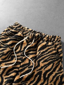 ROMWE MEN Men's Zebra Print Plush Fabric Loose Shorts - Brown - View 2