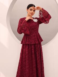 Graceveil Elegant 3D Floral Cut-Out Hem Flared Sleeve Cinched Waist Top And Full Skirt Set For Autumn/Winter Party - Red - View 4