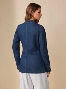Selenza Jaket Denim Wanita dengan Gesper Logam dan Model Lilitan di Pinggang - Dark Wash - View 3