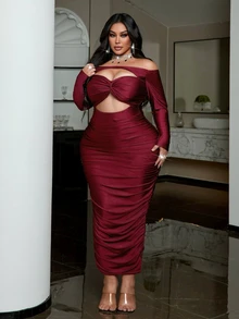 NU&NOW Plus Size Fashion Sexy Off-Shoulder Twisted Hollow Out Fitted Dress - Burgundy - View 2