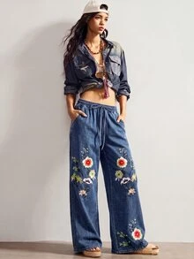 Bohemela Celana Jeans Denim Wanita Ukuran Besar Model Longgar dengan Kaki Lebar dan Bordir Bunga, Dilengkapi Tali Serut dan Karet Pinggang. - Medium Wash - View 3