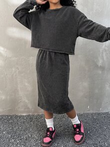 SHEIN 女童黑色針織丹寧短版寬鬆上衣與裙子兩件套 2026秋冬款 可愛Y2K百搭 萬聖節新年穿搭 青少年女孩 - 黑色 - 查看 2