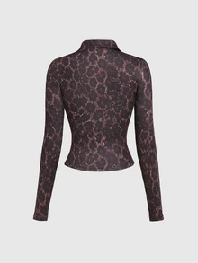 StreetHx Kemeja Wanita Lengan Pendek Berkancing Depan dengan Dekorasi Kancing Logam, Kerah Kemeja, dan Motif Botani, Gaya Elegan - Coklat - View 2