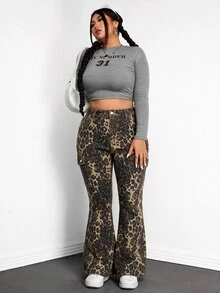 Jeanoix Plus Size Women's Leopard Print Cargo Pocket Casual Flare Jeans - Multicolor - View 4