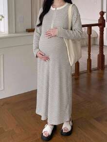 Dazy Maternity Color Block Patchwork Round Neck Casual Loose Short Sleeve Long Maternity Dress For Spring And Summer - White - View 1
