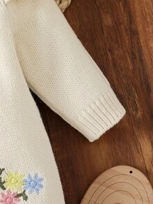 SHEIN 女嬰針織套頭連身衣，圓領長袖毛衣連身褲，舒適適合秋冬，帽袖，可愛俏皮時尚，刺繡花朵設計，優雅淑女風，精緻重工，杏色，日常百搭 - 杏色 - 查看 7
