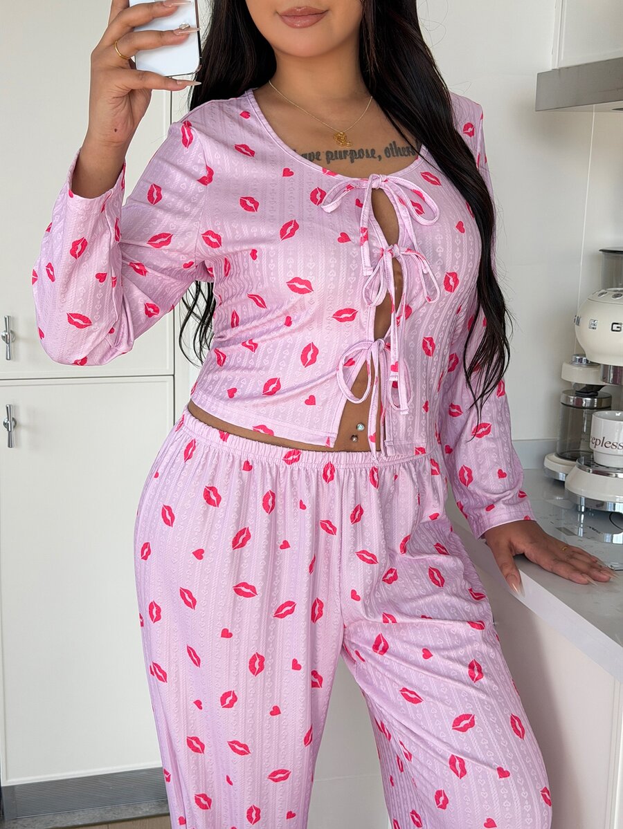 ZzzCrew Plus Size Fitted Jacquard Heart & Lip Print Open Front Tie Front Long Sleeve Pants Pajama Set - Pink - View 1