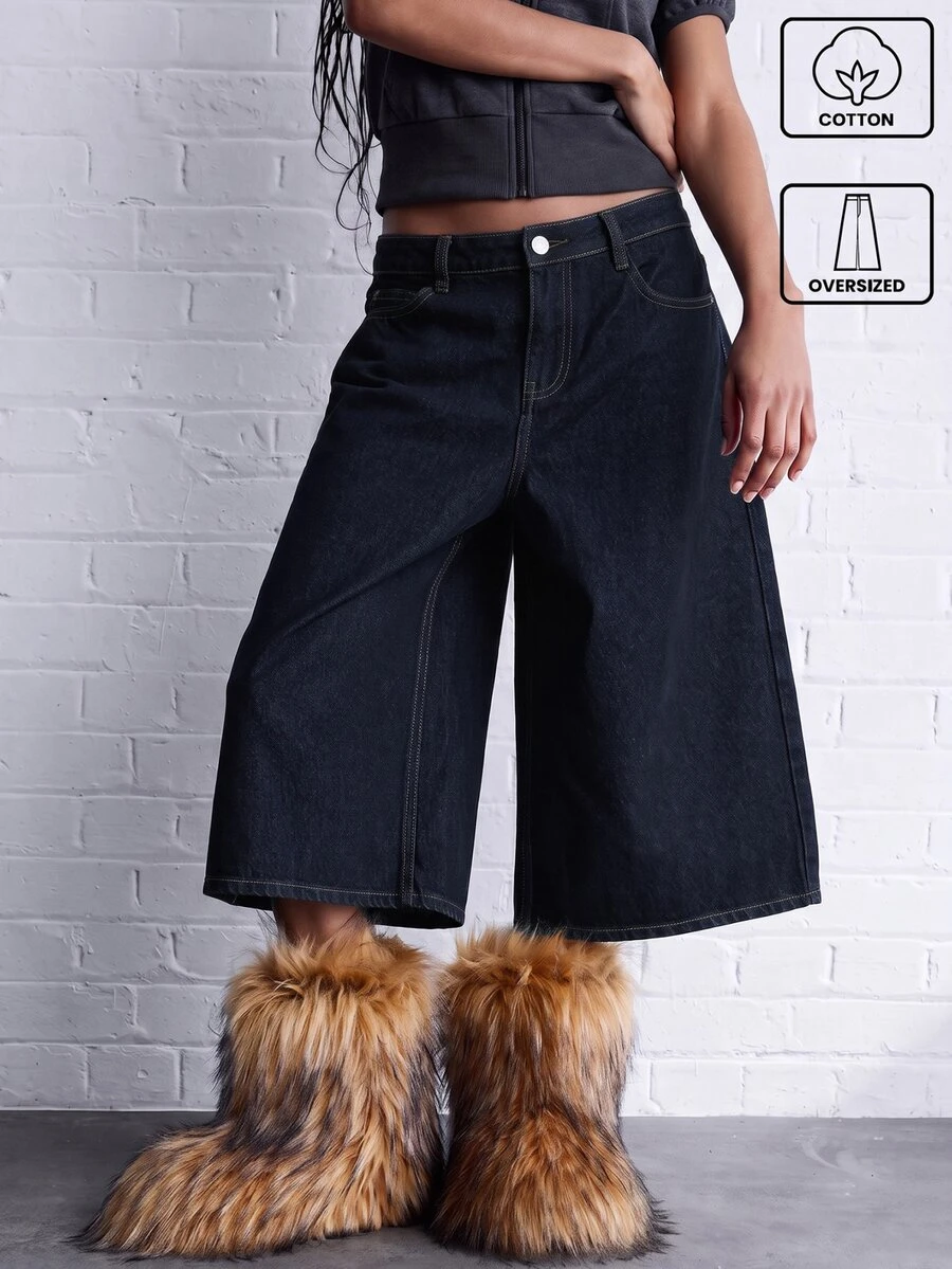 COUREZ Jorts Denim Longline Low Rise Warna Indigo Wash / Pakaian Musim Gugur Y2K untuk Wanita, Outfit Pergi Musim Dingin, Outfit Musim Gugur untuk Wanita, Celana Jeans Pendek - Dark Wash - View 1