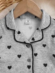 SHEIN 女嬰愛心印花上衣與長褲居家休閒套裝 - 灰色 - 查看 10