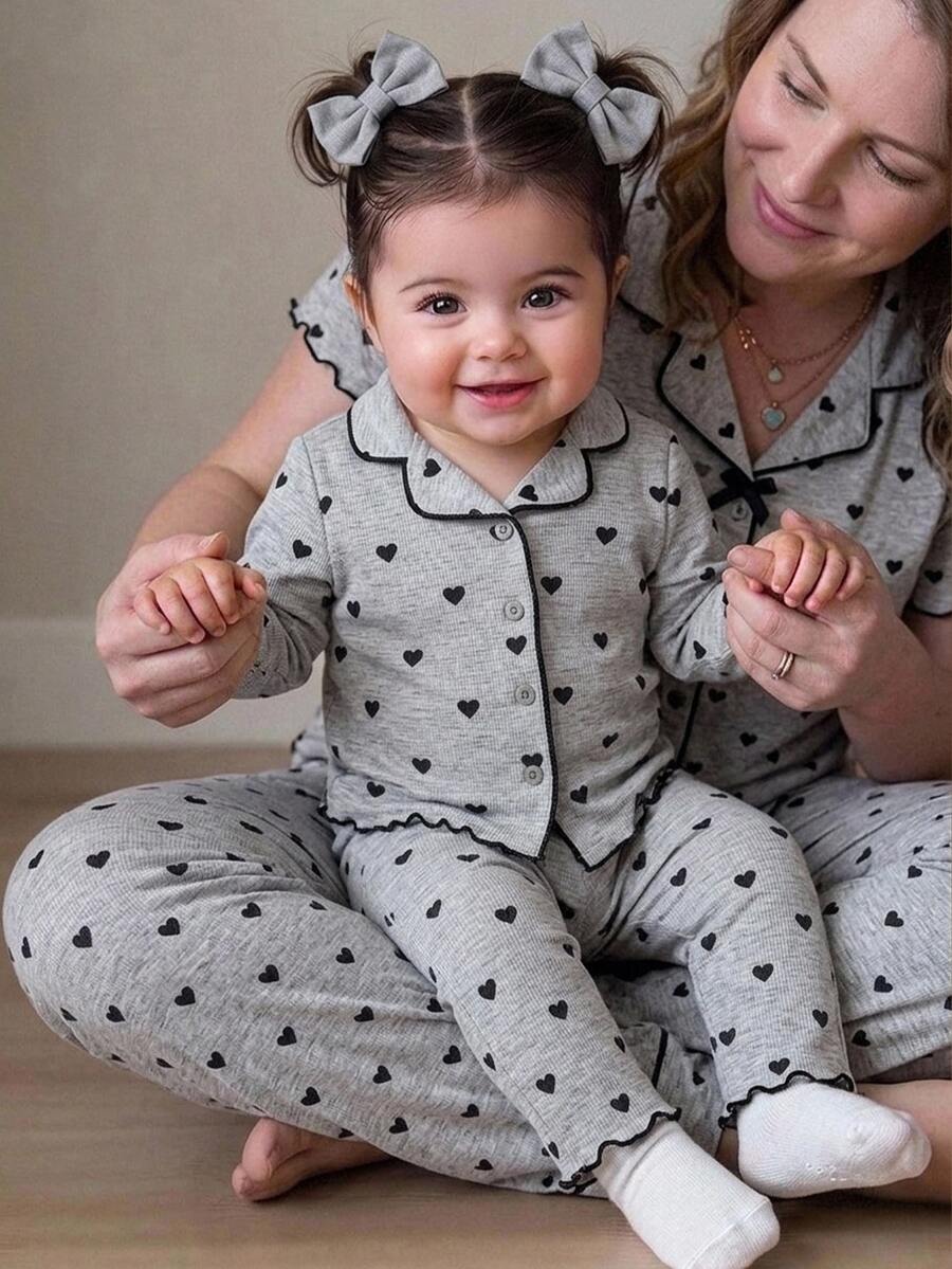 SHEIN Baby Girl Heart Print Top & Pants Loungewear Set - Grey - View 1