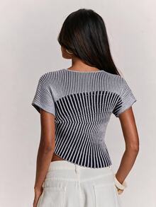 SHEIN BAE Women's Fashion Colorblock Asymmetrical Hem Knit Top - Black - View 7