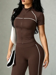 Dewbera Dewbera 2PCS Women's Sports Set Brown And White Fitted Raglan Short Sleeve Contrast Stripe Split Collar Full Zip Jacket Flare Pants Athleisure Athletic Gym - Brown - View 2