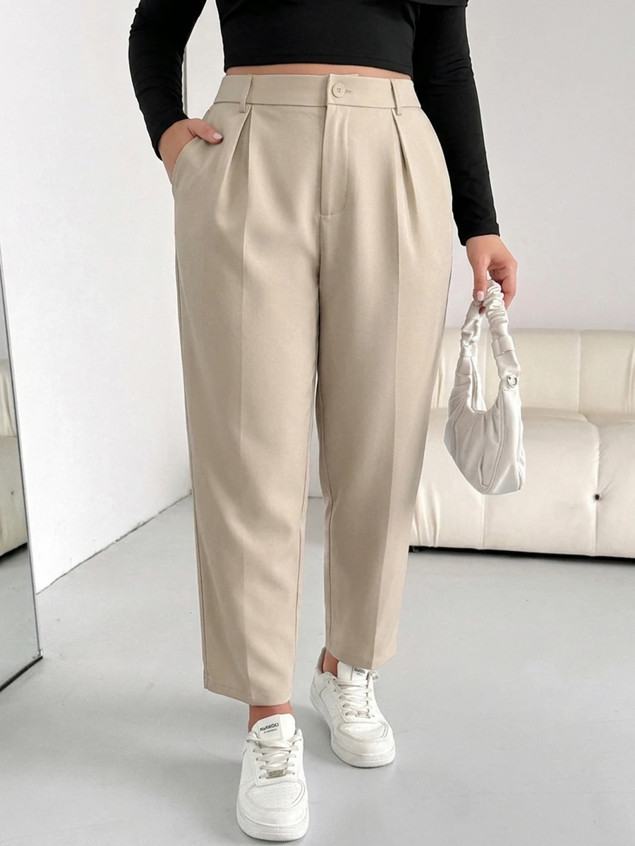 SHEIN Essnce 大尺碼女款素色百褶休閒百搭日常穿著長褲 - 杏色 - 查看 1