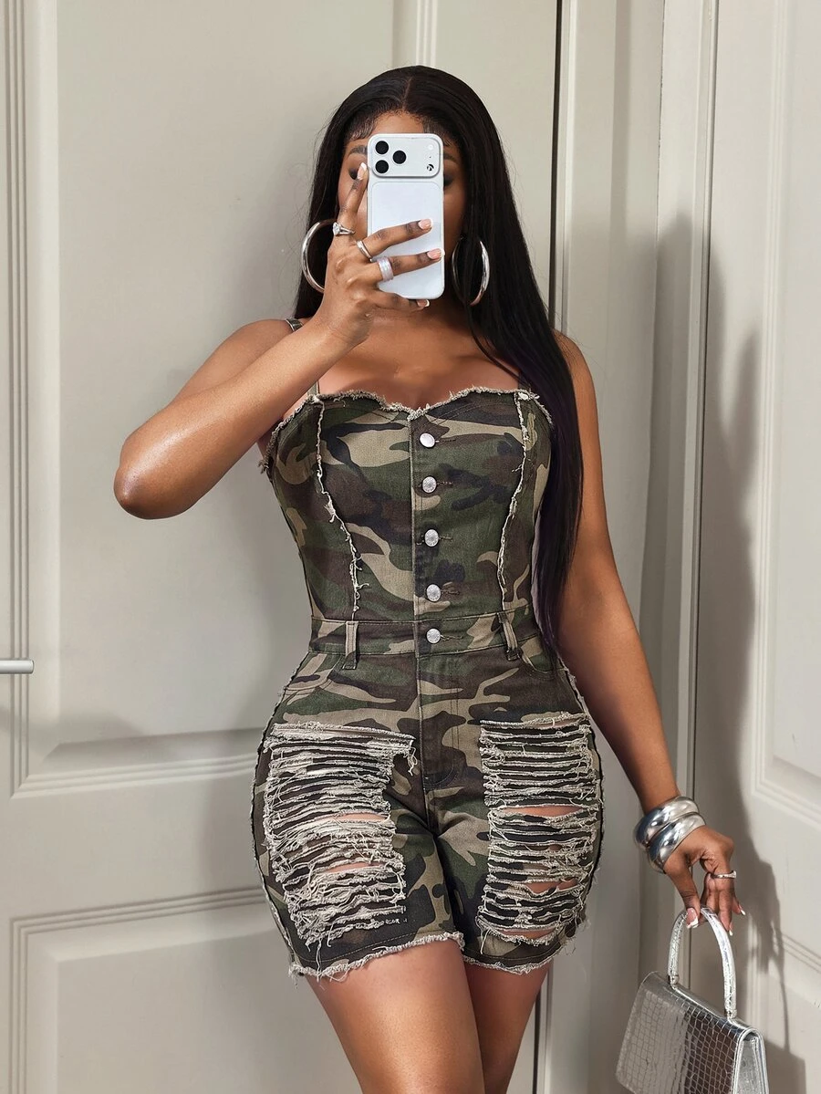 BamGleam 女款戶外街頭風彈性迷彩做舊毛邊細肩帶抹胸軍綠色牛仔吊帶褲 - 軍綠色 - 查看 1