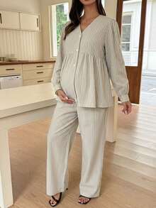 Dazy Maternity 時尚條紋兩件式套裝 寬鬆短袖上衣與休閒長褲 日常穿搭 孕婦適用 - 杏色 - 查看 2