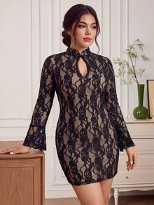 EastFlair Gaun Seksi Ukuran Besar Elegan dengan Kancing Katak Berenda dan Potongan untuk Musim Gugur - Hitam - View 1