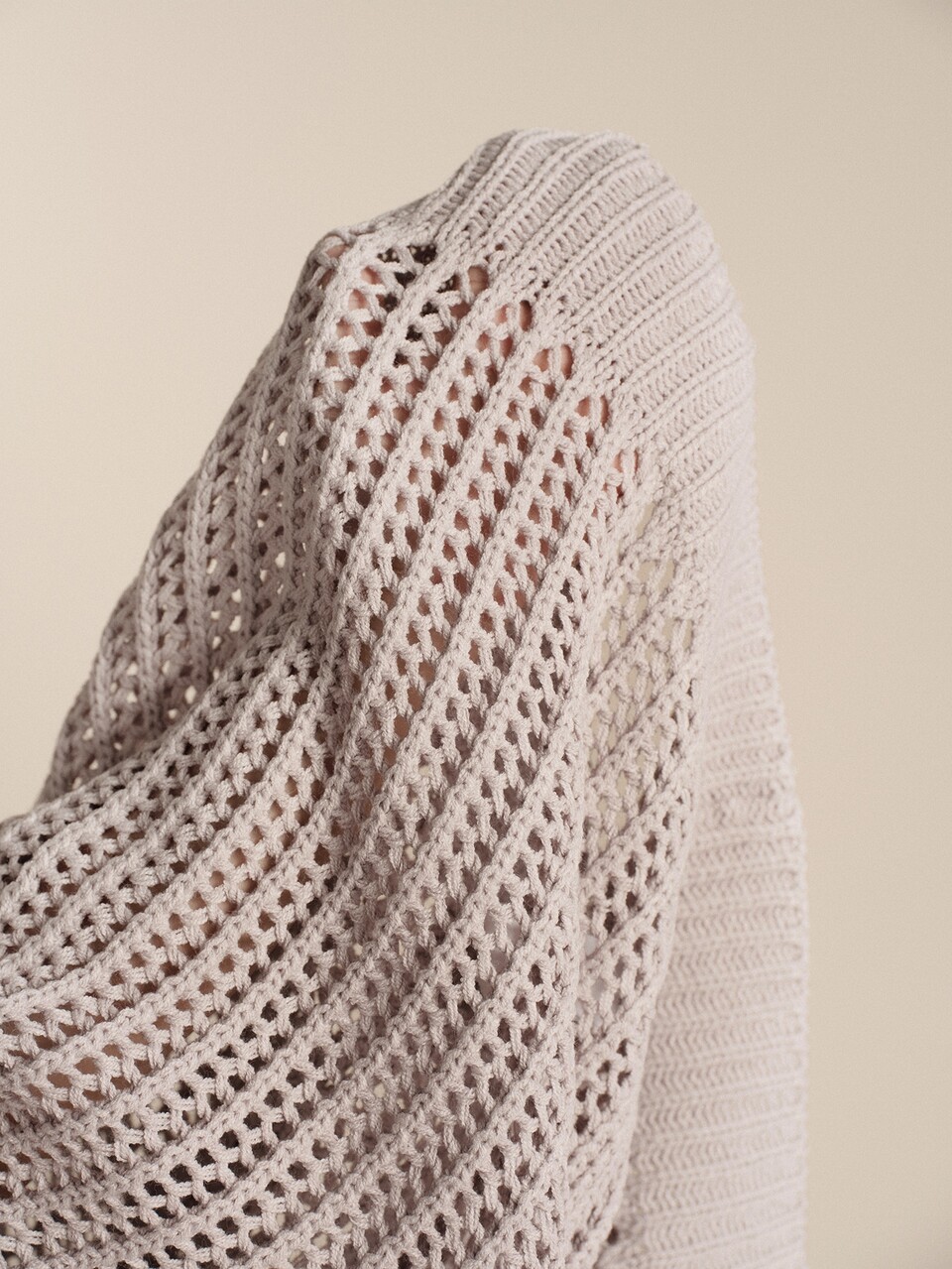 Anewsta Essential Autumn/Winter Elegant Lapel Zip-Up Hollow Stripe Vertical Hollow High-End Grey Knit Cardigan
