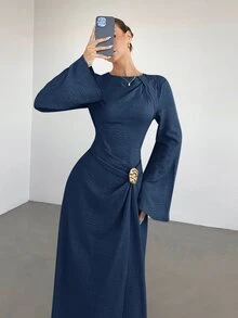 SHEIN Tall CURVE Gaun Pesta Kasual Wanita Ukuran Besar dengan Dekorasi Logam untuk Musim Gugur - Navy Blue - View 5