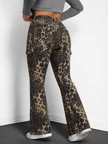Jeanoix Plus Size Women's Leopard Print Cargo Pocket Casual Flare Jeans - Multicolor - View 2