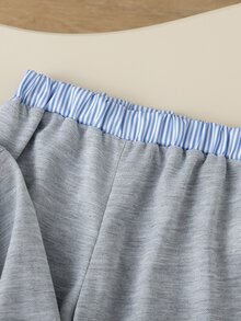 SHEIN Elladie kids (小女孩) 2件套，淺灰色長袖上衣搭配藍白垂直條紋領口假領設計與蝴蝶結刺繡，配套長褲，適合日常上學、返校、戶外拍照、拜訪親友及郊區出遊 - 灰色 - 查看 4