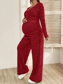 SHEIN 孕婦純色長袖T恤與可調腰長褲休閒哺乳兩件套 - 酒紅色 - 查看 4