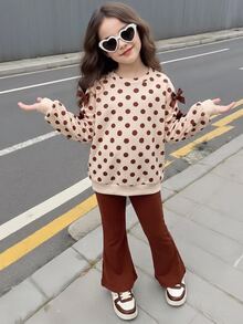 SHEIN Playful Pals 2件組女童幼兒極簡時尚棕色波點杏色底數位印花運動衫與棕色長褲套裝 - 杏色 - 查看 11