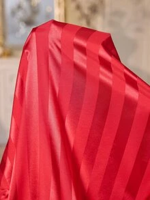 LuxeNights Elegant Red Striped Jacquard Pocket Embroidered Lapel Women's Nightgown - Red - View 5