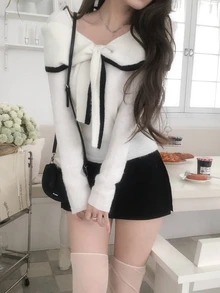 DAZY Women's Sweet Korean Style Colorblock Tie-Up Long Sleeve Sweater - White - View 3