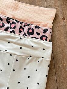 SHEIN 女童 3 件組緊身褲套裝，買 1 送 3，百搭休閒緊身褲，貼身剪裁，3 件組，全方位休閒多功能緊身褲。室內、戶外、運動、學校、日常休閒穿著。 - 杏色 - 查看 3